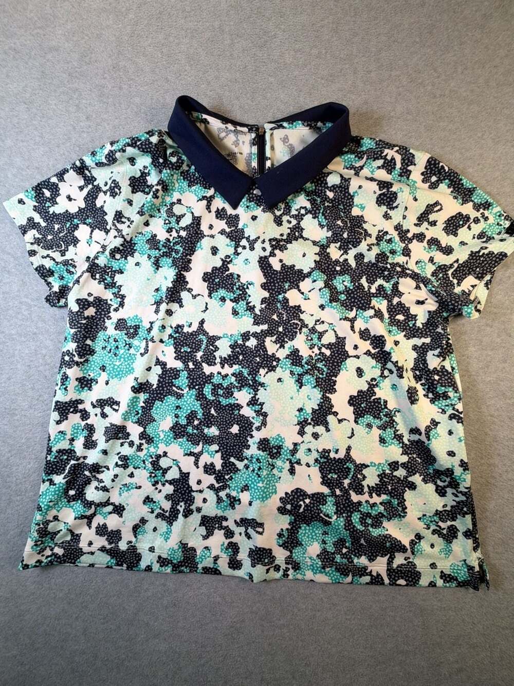 Under Armour Women's Zinger Rise Short-Sleeve Golf Polo XL Floral Print